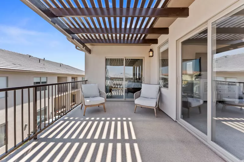 2nd Floor Pergola Covered Deck