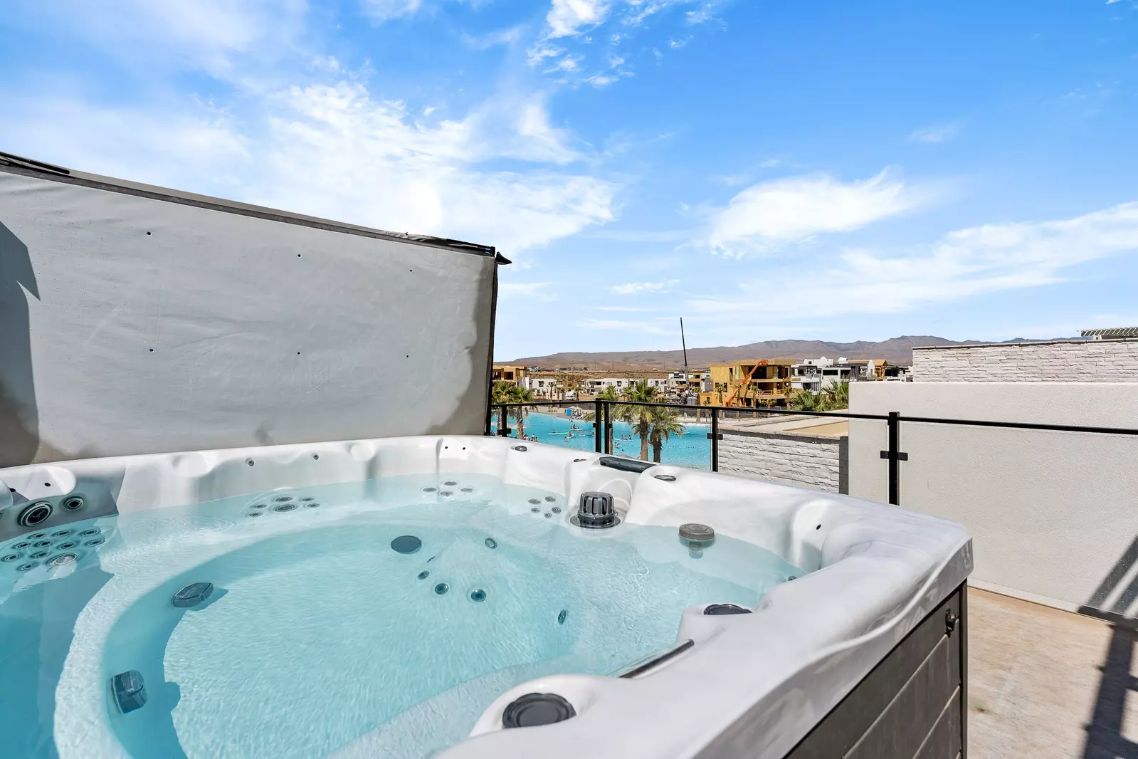 Private Rooftop Hot Tub