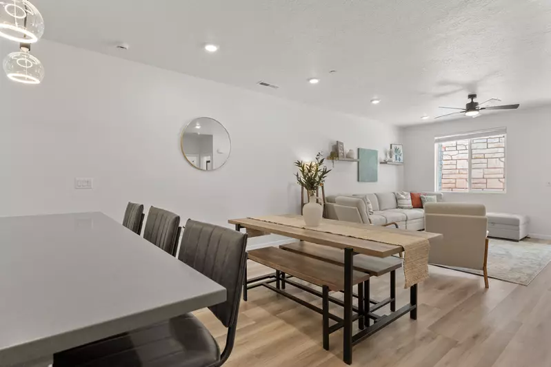 Kitchen & Dining Area