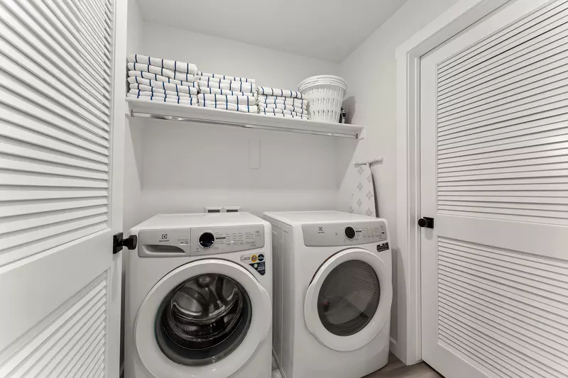 2nd Level Washer & Dryer