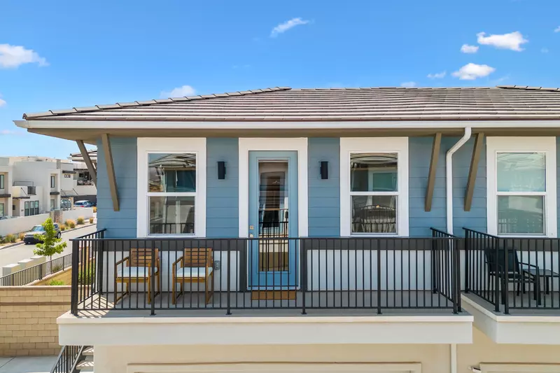 Casita is above the Garage - Deck