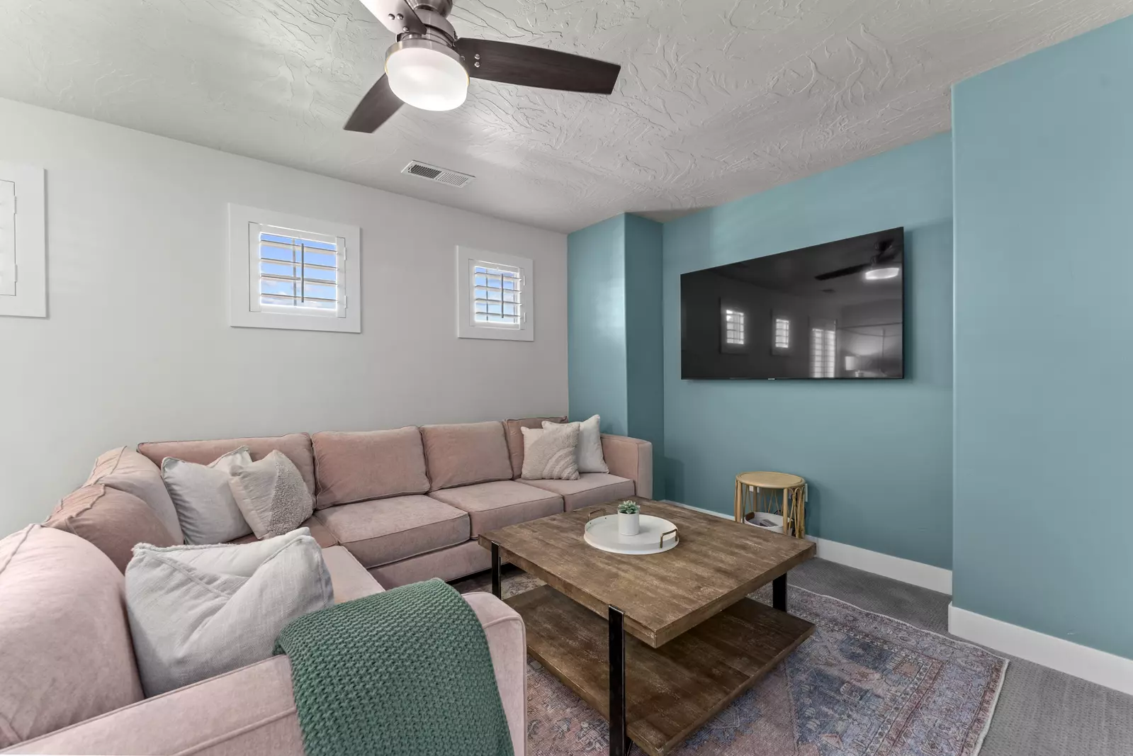 Master Bedroom Sitting Area