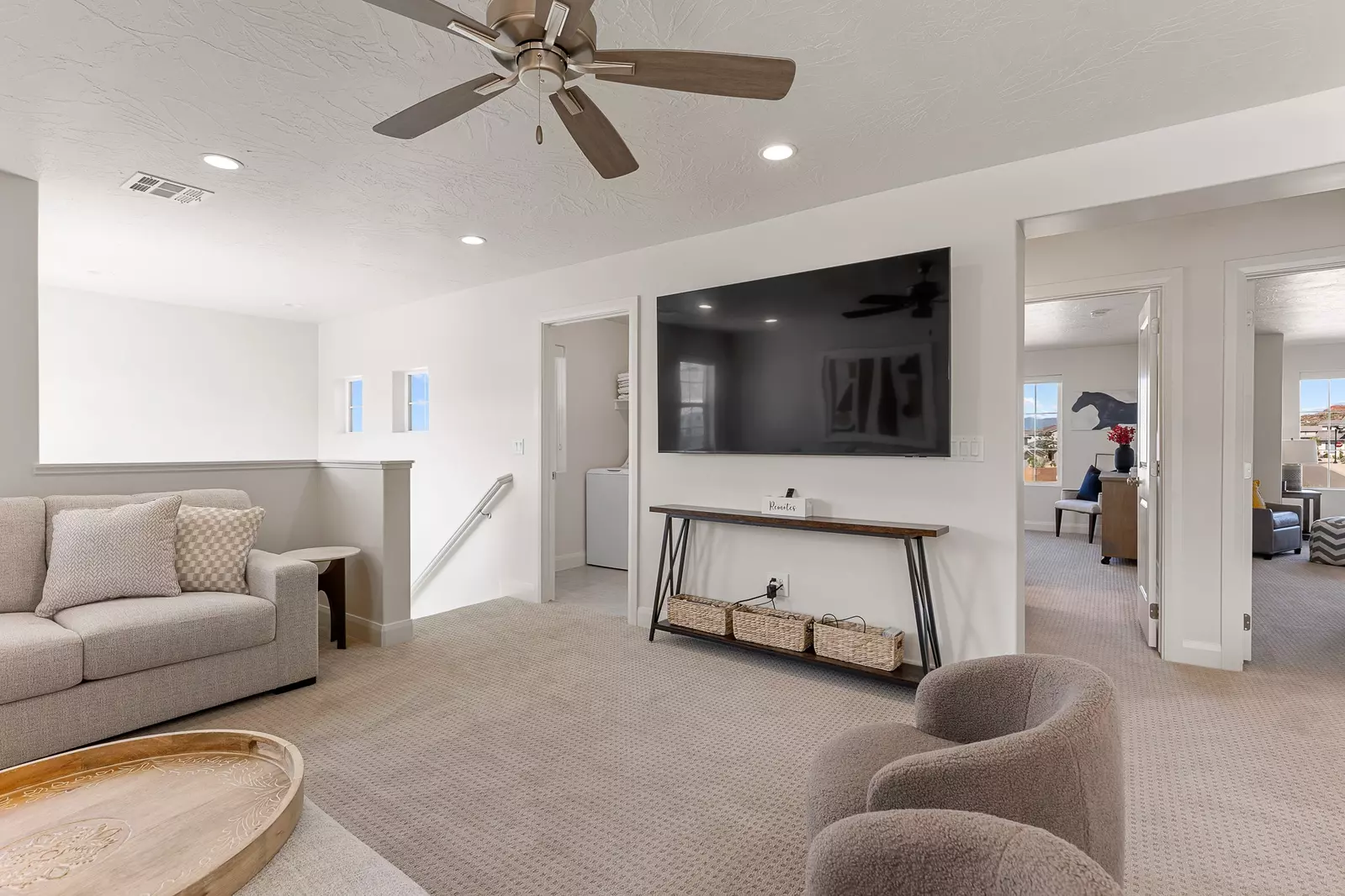 Upstairs Loft/Game Room