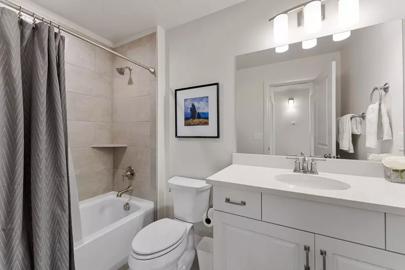 Bathroom with Tub