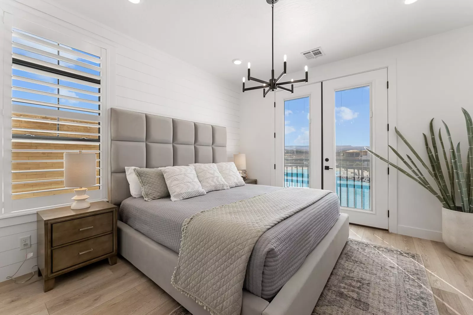 King Bedroom with Lagoon Views