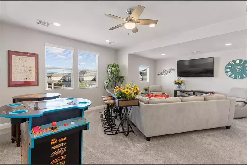 Upstairs Family Room w/Arcade Table