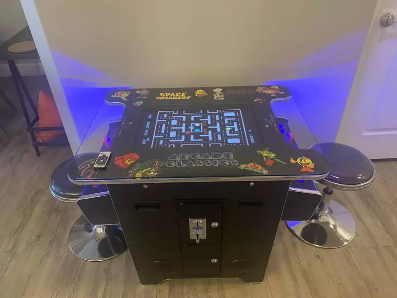 Arcade Table with 400+ Games