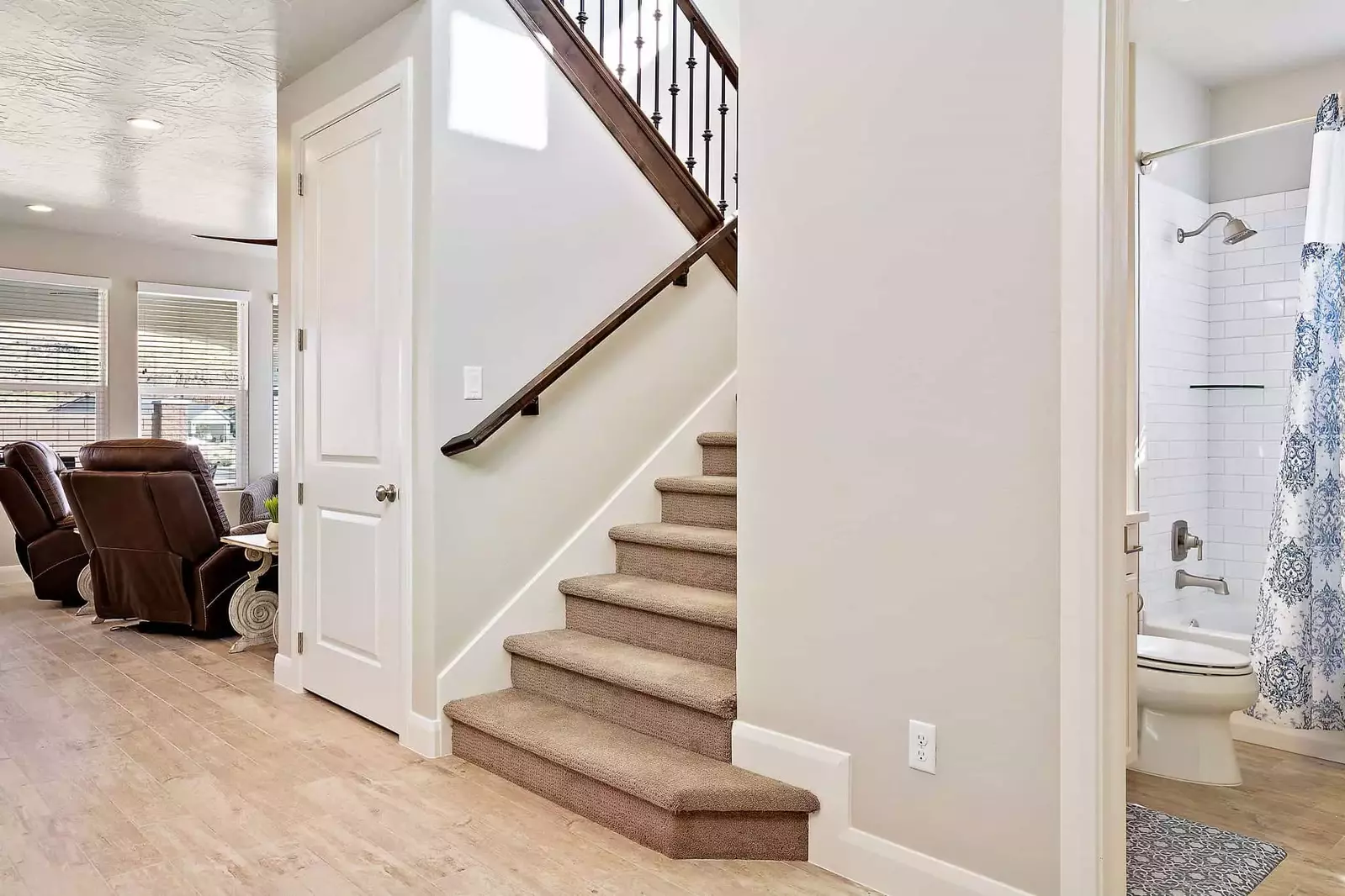 Entryway / Stairs