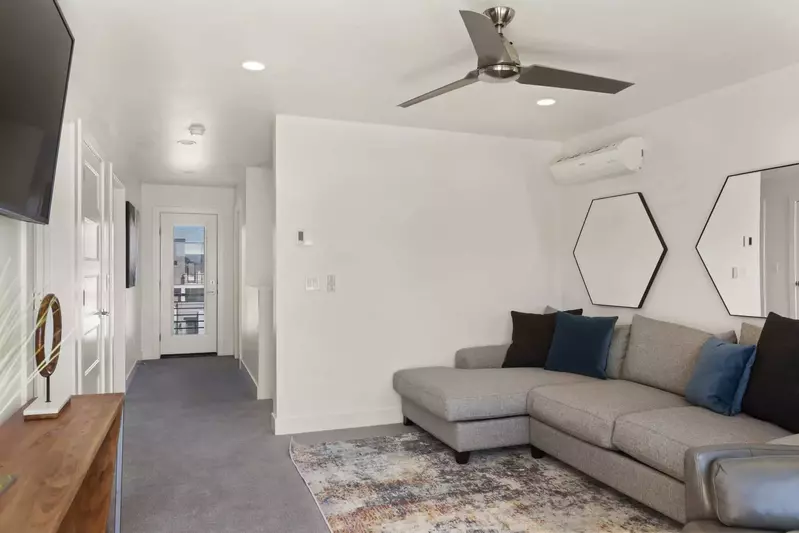 Upstairs Living Area