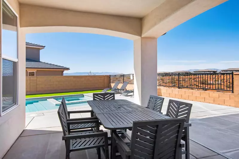 Outdoor Patio Dining Area