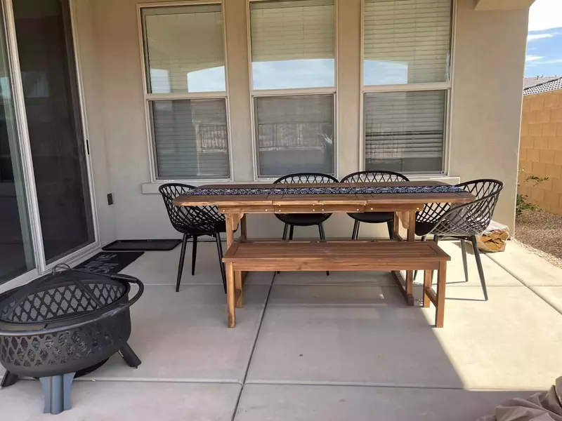 Outdoor Patio Dining Area