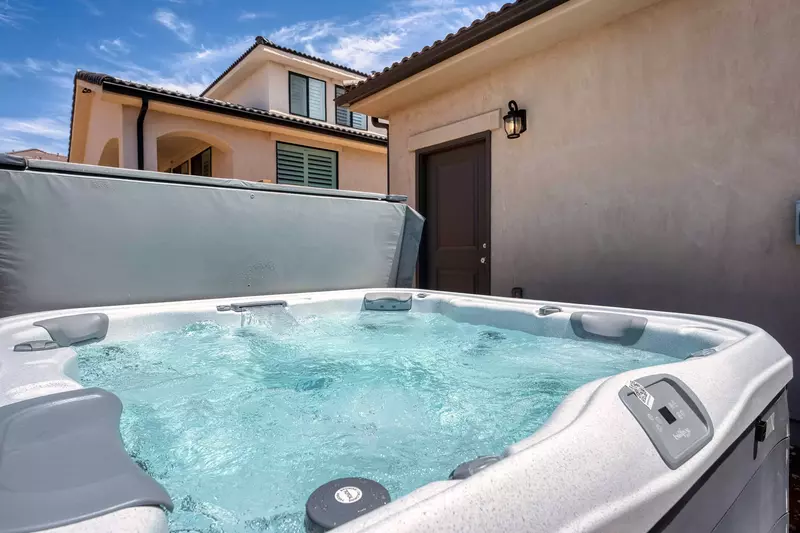 Private Hot Tub