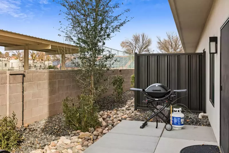 Outside Patio with Grill