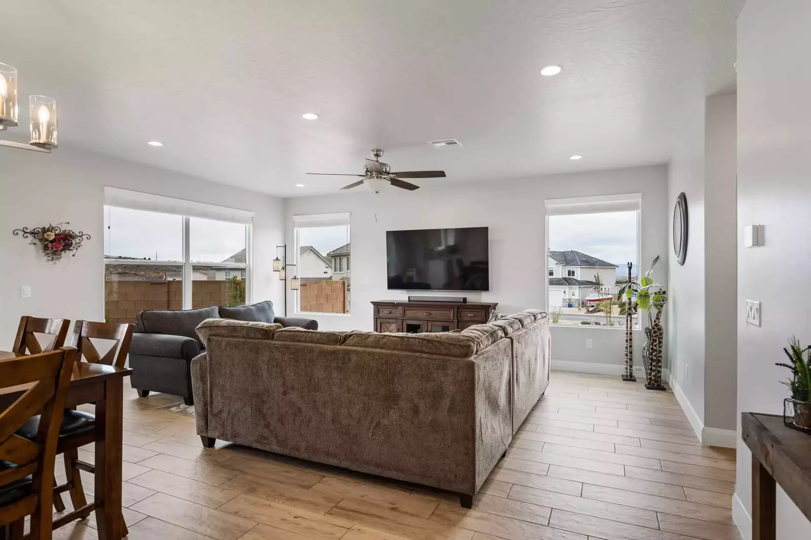 Living Area Seating and TV