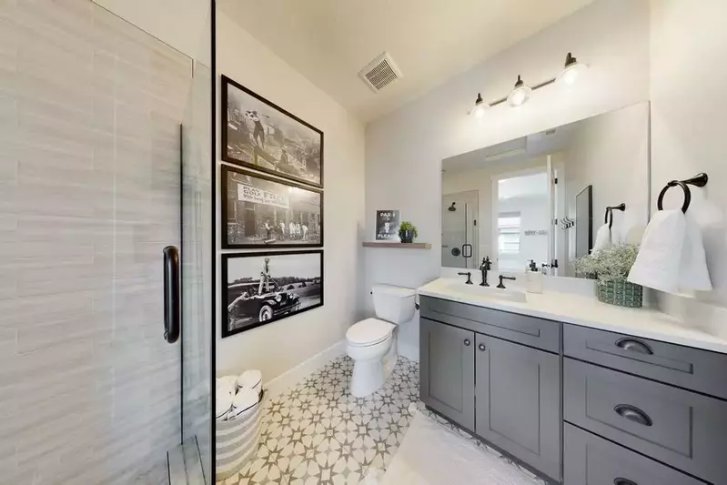 Casita Bathroom