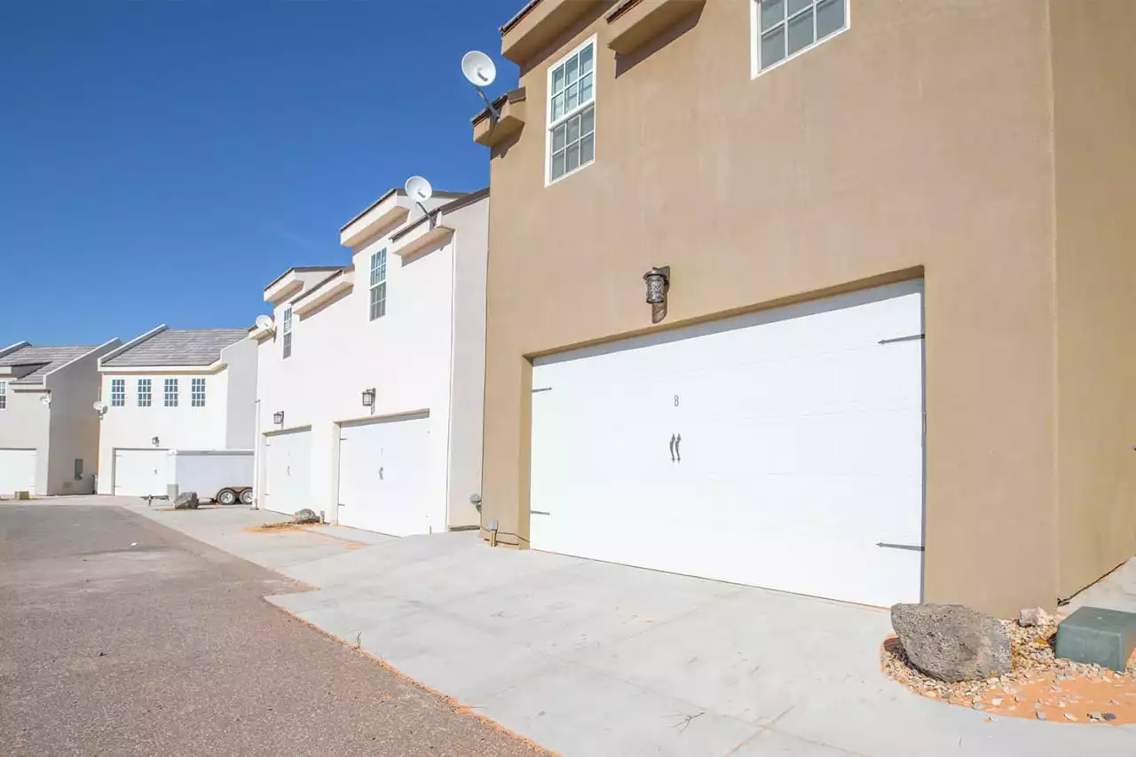 Outdoor Garage