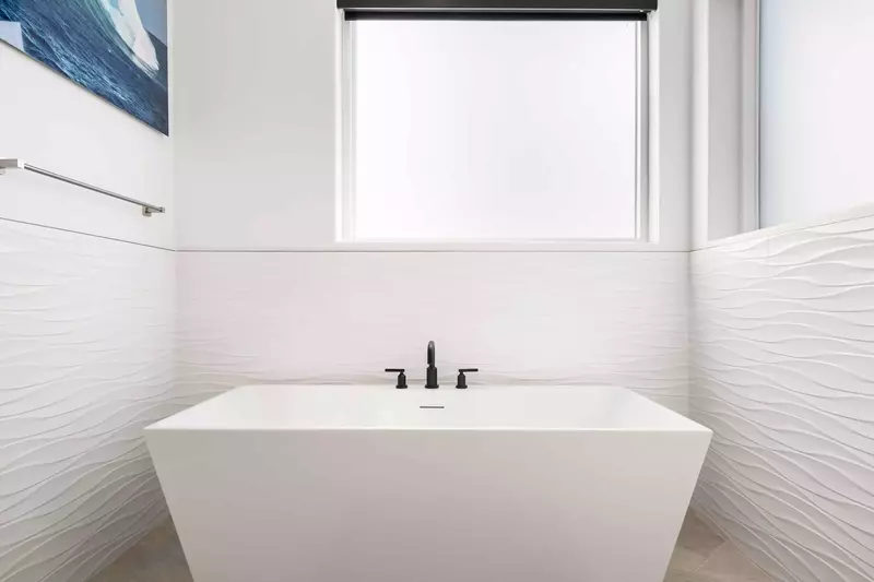 Large Soaking Tub