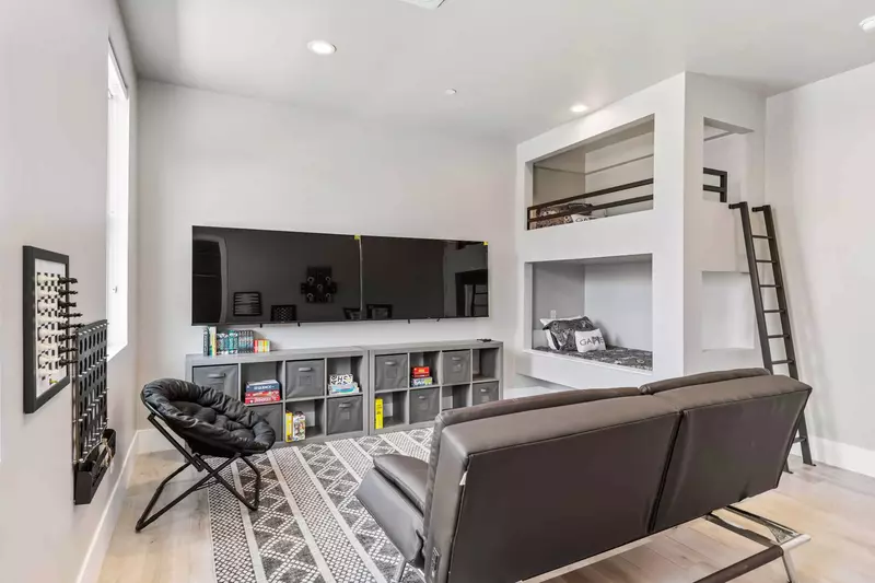 Loft Game Room with Twin Bunks