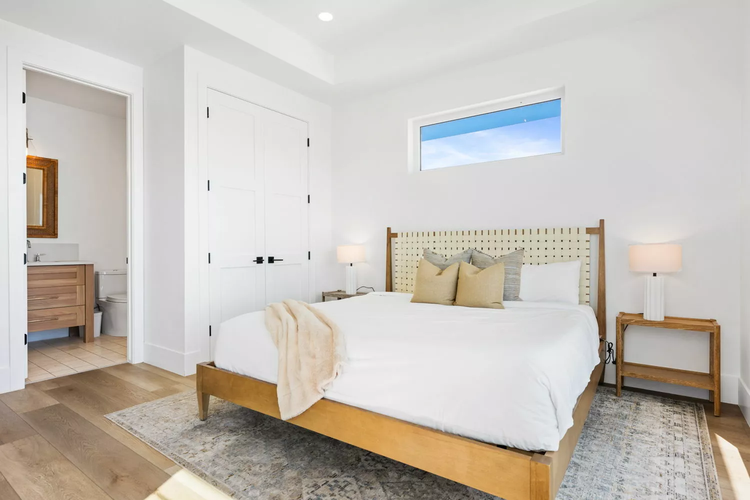 King Bedroom with Lagoon Views