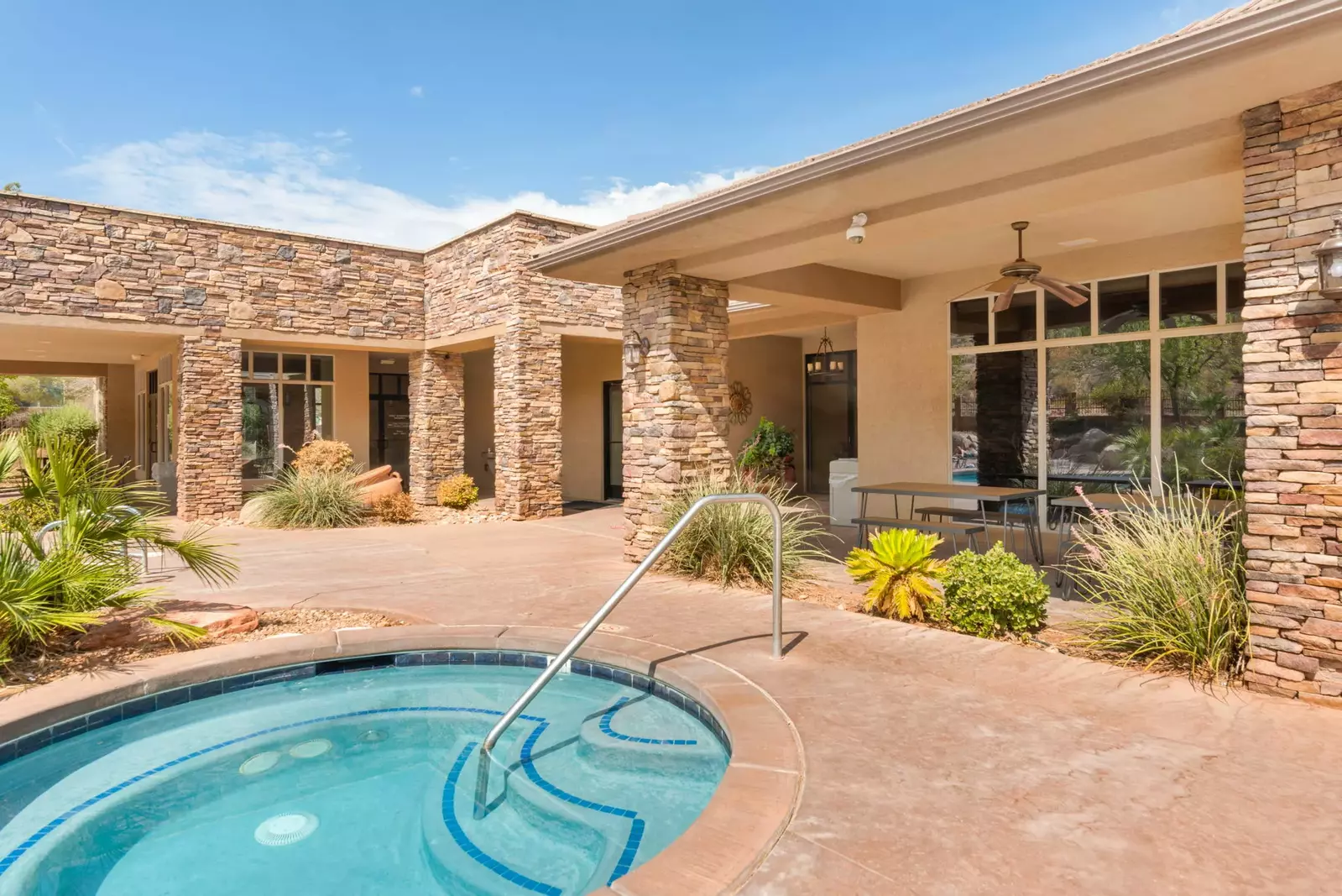 Clubhouse- Hot Tub