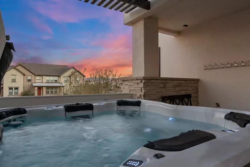 Private Hot Tub