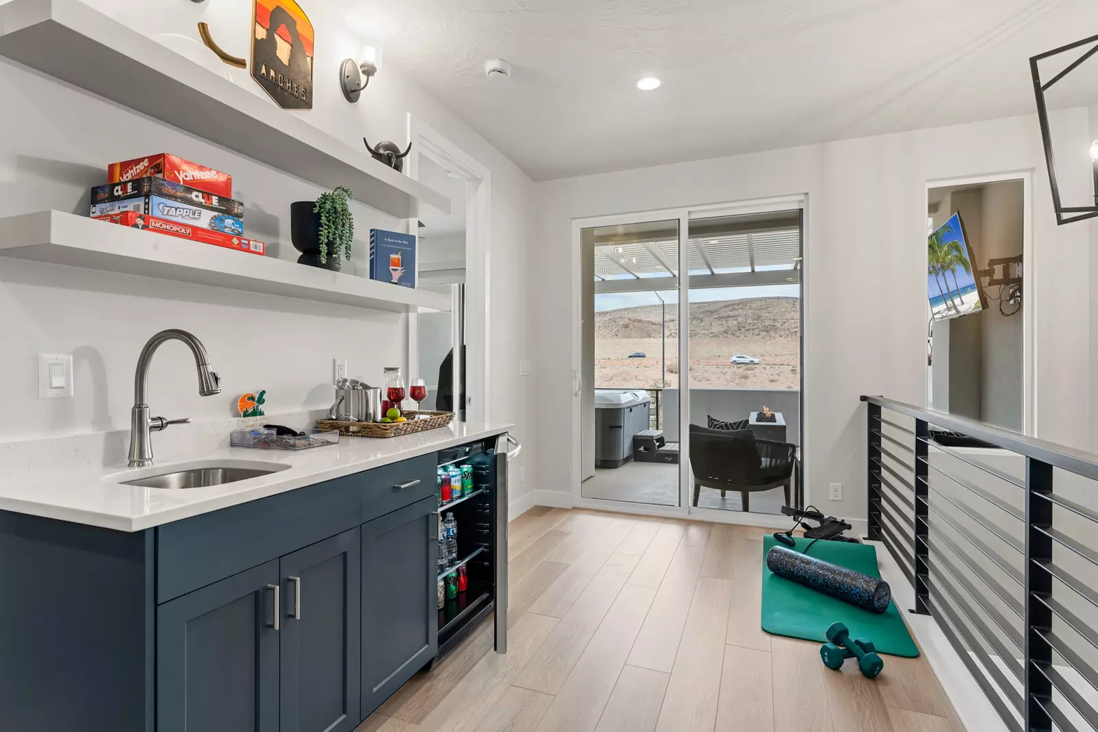 Upstairs Landing Area with Wet Bar