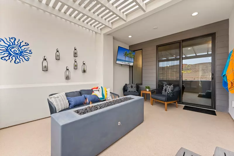 Balcony with Fireplace & TV