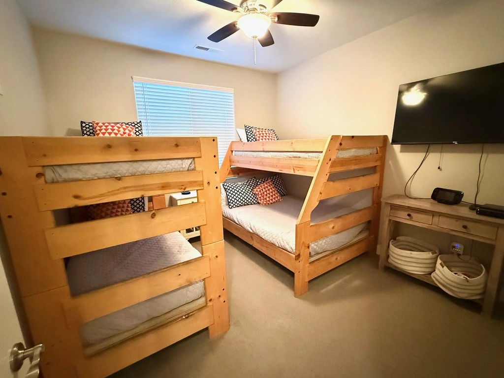 1 Twin / Twin Bunk Bed, 1 Twin / Double Bunk Bed