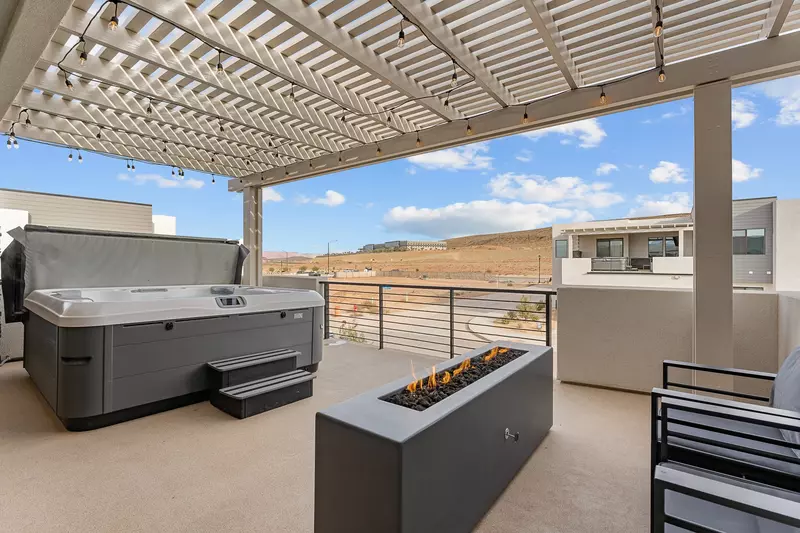 Fire Table and Hot Tub