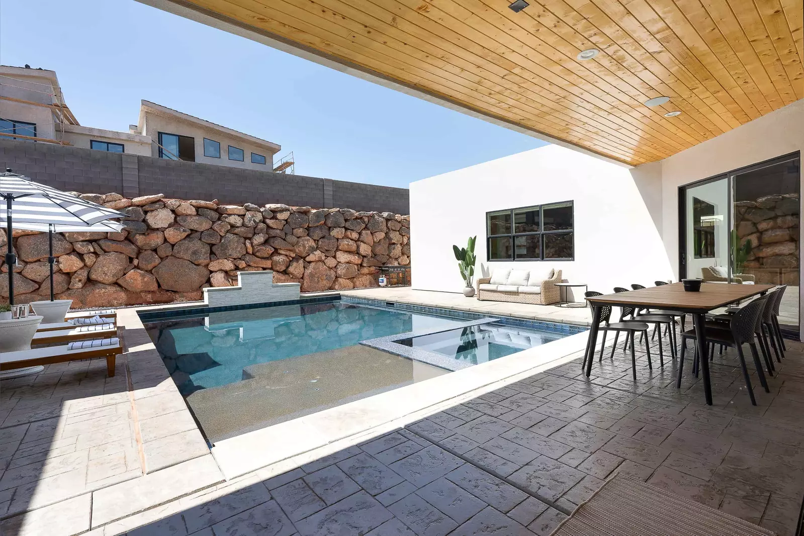 Private Pool & Hot Tub with Outdoor Seating