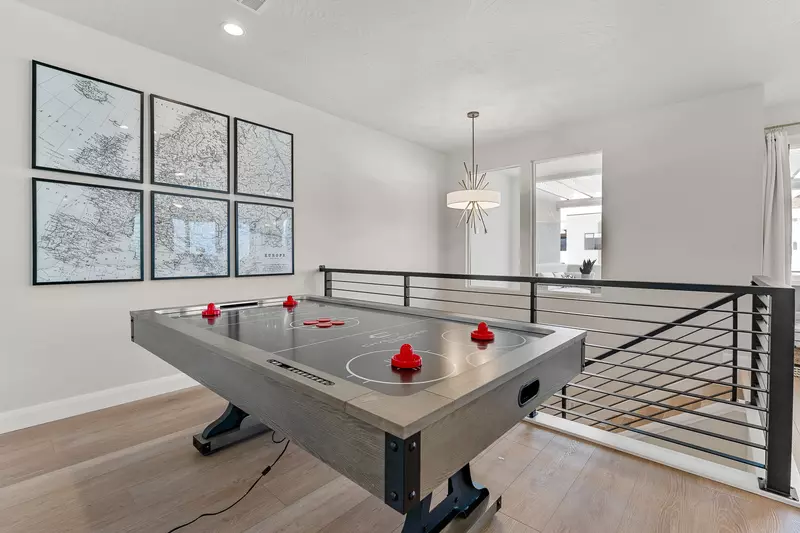 Air Hockey Table