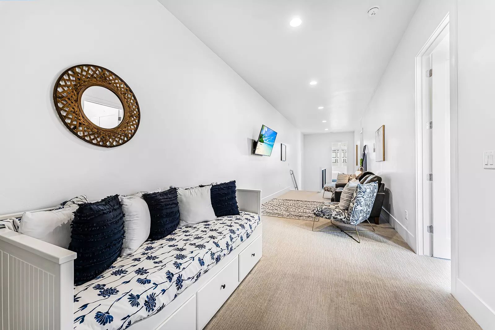 Daybed In Upstairs Loft