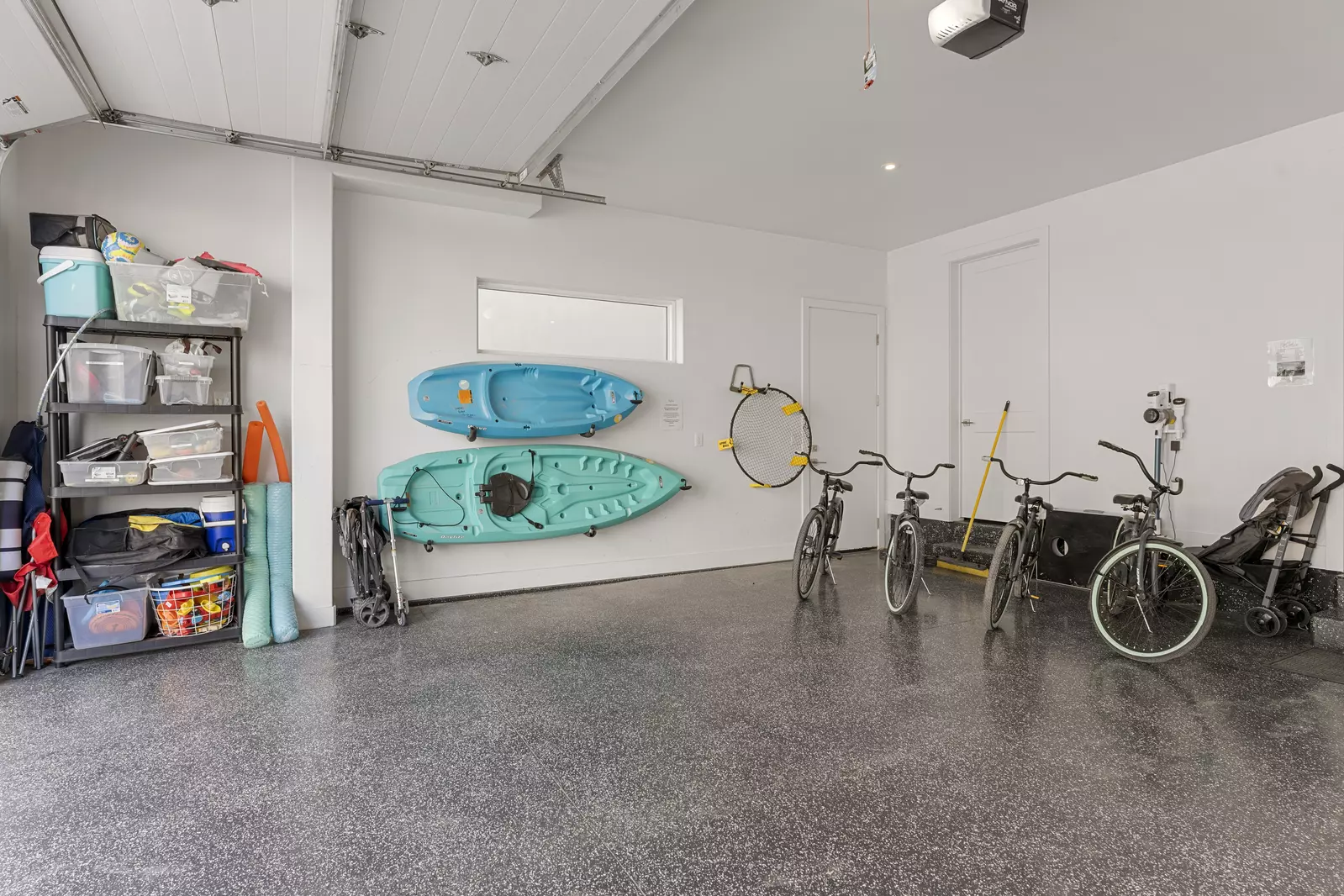 Garage and Amenities