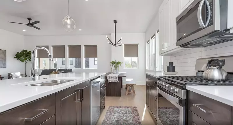 Fully Equipped Kitchen /  Dining Room