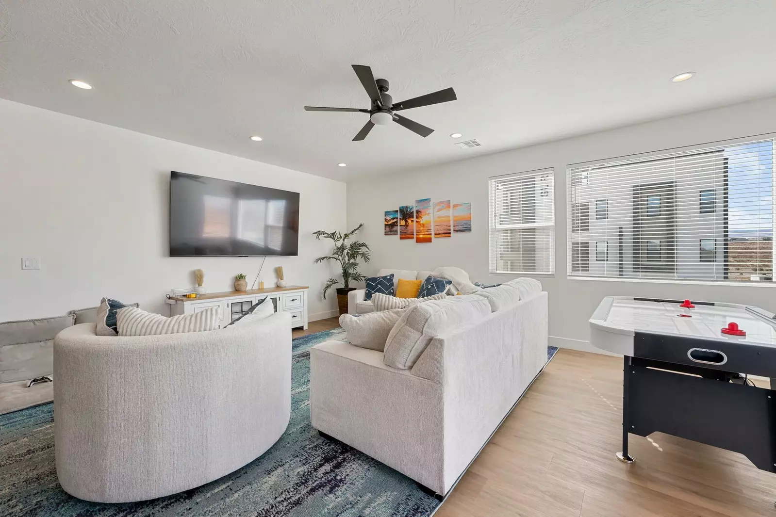 Upstairs Living Area