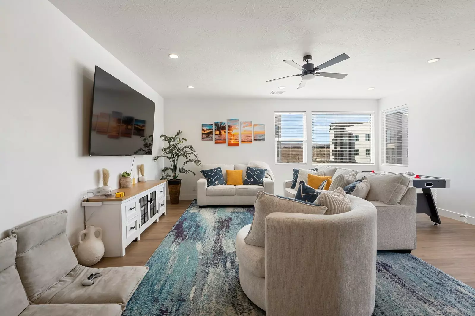 Upstairs Living Area