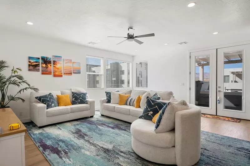 Upstairs Living Area