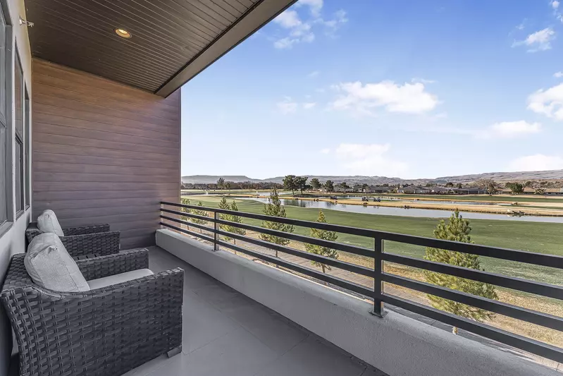 Balcony with Golf Course Views