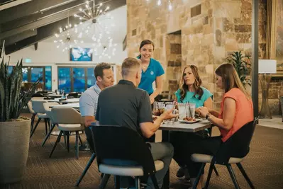 bloomington-country-club-restaurant