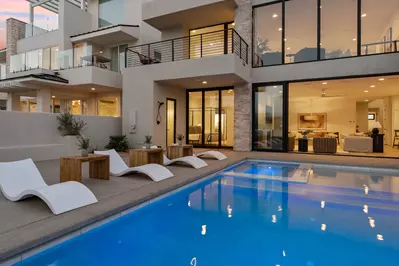 Lagoon Life Beach House