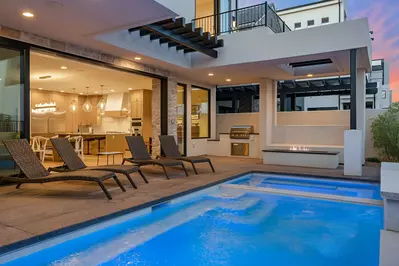 Lula Bay Lagoon House